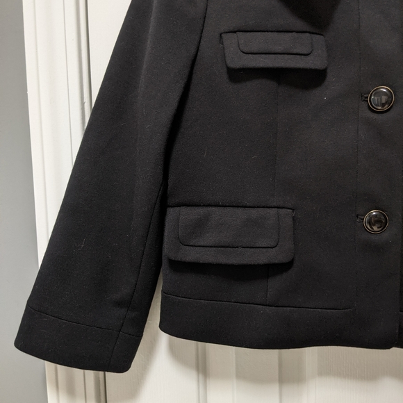 LOFT Cropped Blazer - Picture 2 of 8